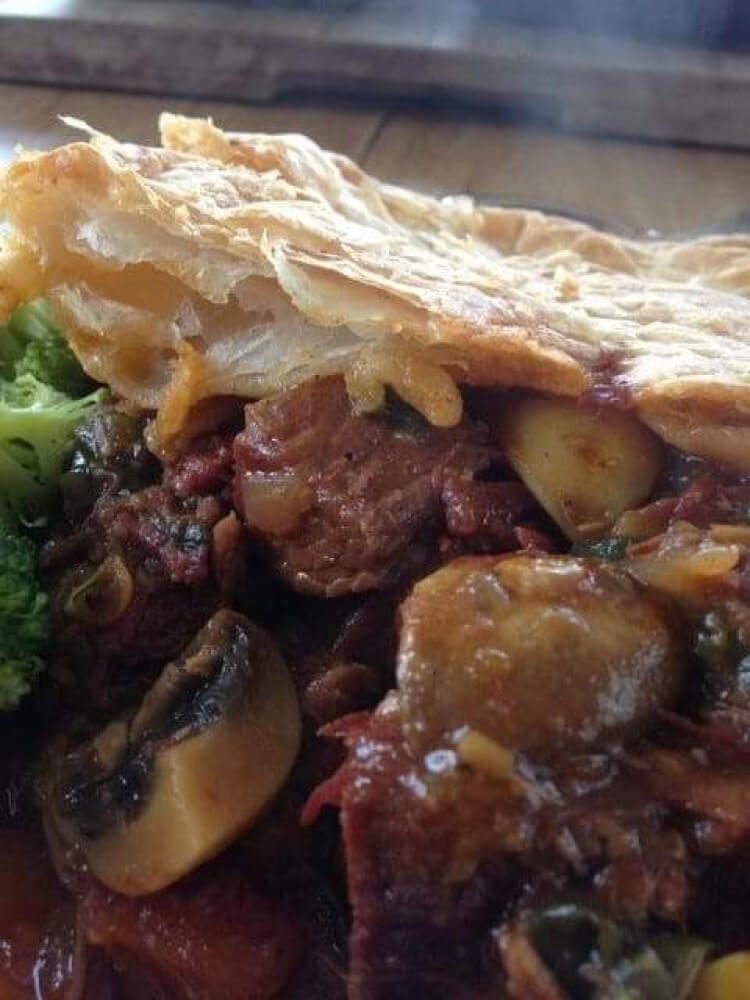 BRUNSWICK BEEF & ALE PIE