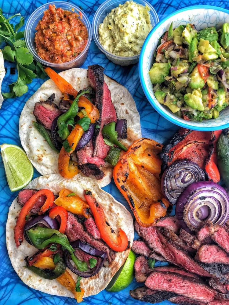 Dirty Guacamole & Beef Faijtas