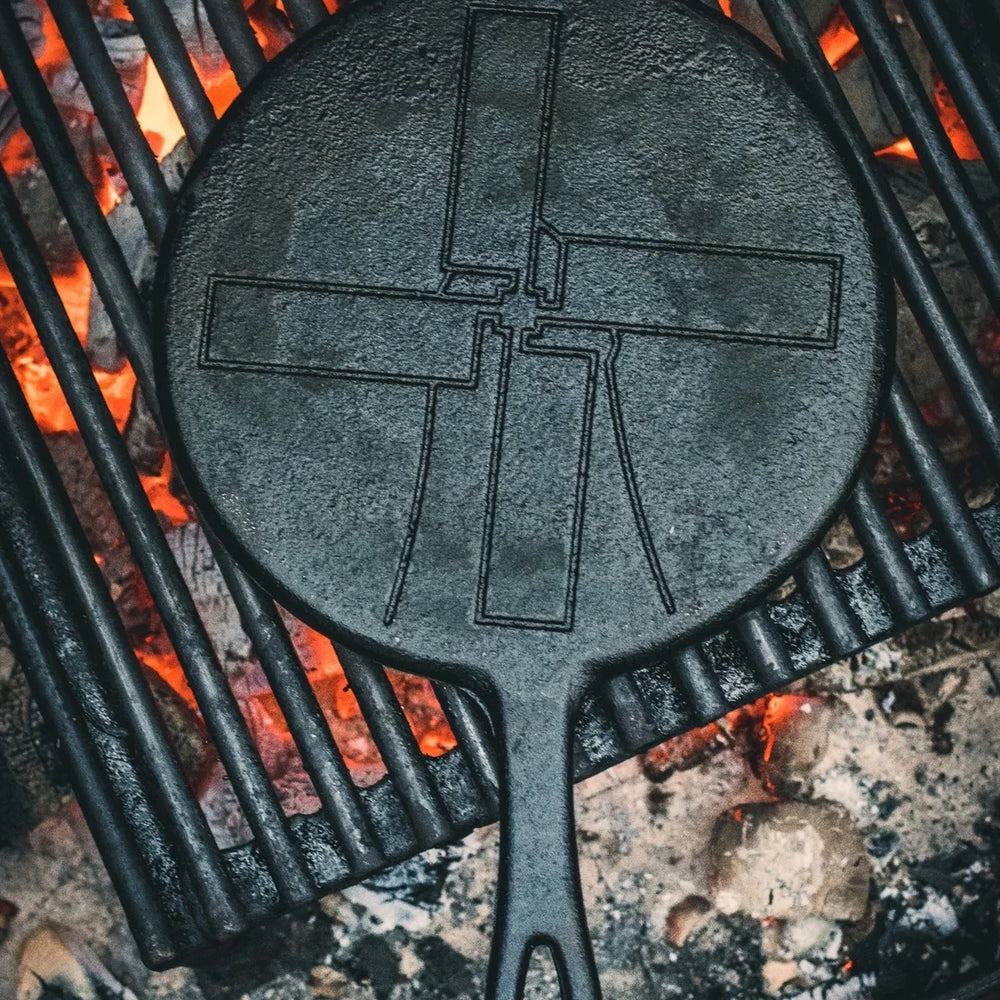 The Windmill Cast Iron Stroopwafel maker